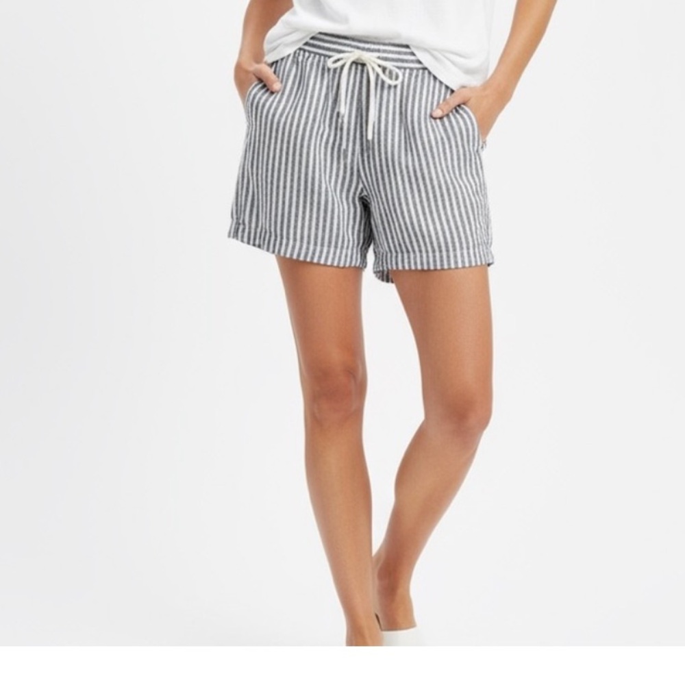 Inwear Copenhagen | Linen Blend High-Rise Shorts | W-13.5 R-10.5